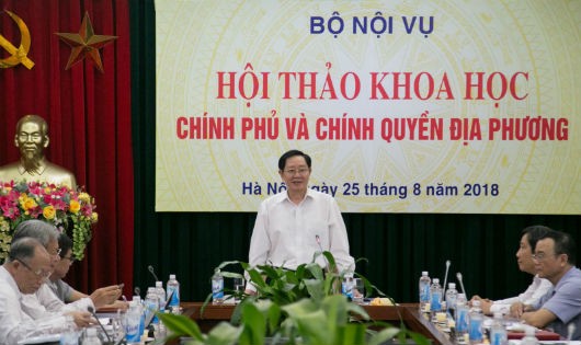 Bộ trưởng Bộ Nội vụ Lê Vĩnh Tân phát biểu khai mạc Hội thảo