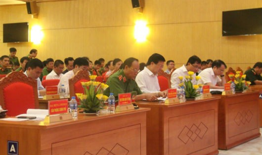 Đồng chí Trịnh Đình Dũng, Phó Thủ tướng Chính phủ dự và chỉ đạo Hội nghị