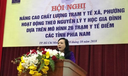 Bộ trưởng Bộ Y tế Nguyễn Thị Kim Tiến phát biểu chỉ đạo tại hội nghị