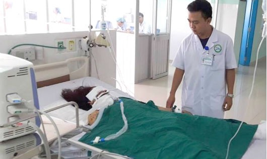 Chị Huê đang điều trị tại BVĐK tỉnh Kon Tum.