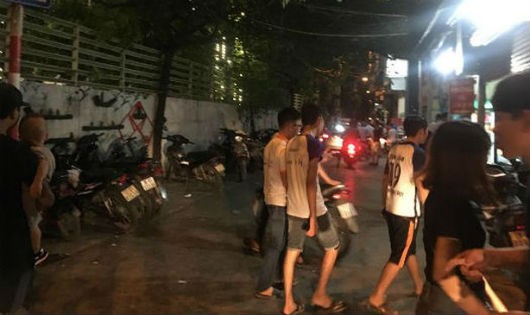 Bãi xe đầu ngõ 72 Nguyễn Trãi