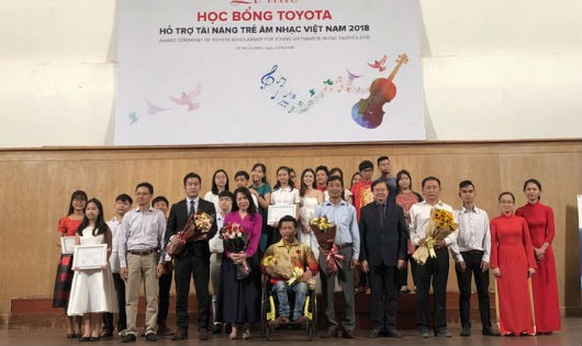 Trao tặng học bổng hỗ trợ tài năng trẻ âm nhạc Việt Nam năm 2018