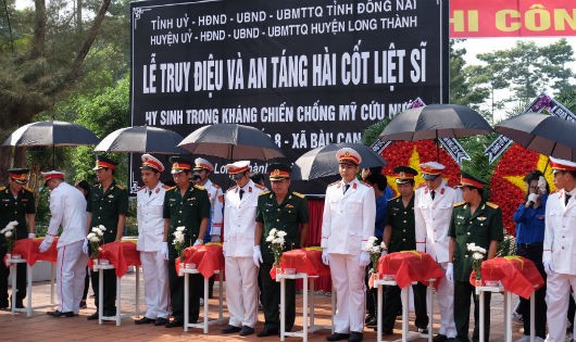 Lễ truy điệu và an táng diễn ra trọng thể tại Nghĩa trang liệt sĩ huyện Long Thành