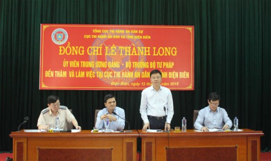 Bộ trưởng Lê Thành Long thăm và làm việc với Cục THADS tỉnh Điện Biên.