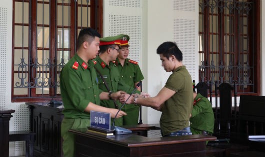 Phạm tội Giết người, Cướp tài sản, Nguyễn Đình Lực phải nhận mức án 22 năm tù