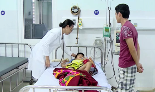 Bệnh nhân điều trị tại bệnh viện đa khoa Vĩnh Long.
