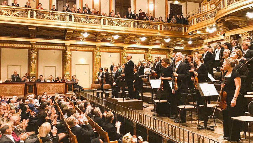 Dàn nhạc Giao hưởng Vienna trong một buổi hòa nhạc tại khán phòng Musikverein