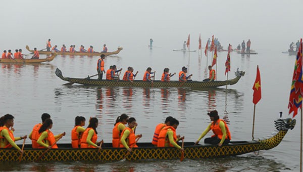 Lễ hội đua thuyền rồng Hà Nội năm 2018