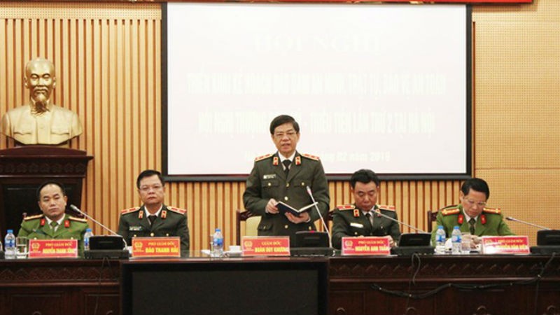 Trung tướng Đoàn Duy Khương, Giám đốc CATP chủ trì, phát biểu chỉ đạo hội nghị