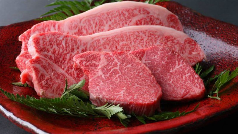 Thịt bò Kobe. 