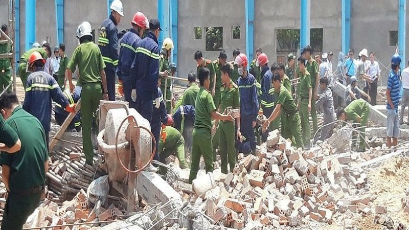 Khởi tố vụ sập tường khiến 6 người chết ở Vĩnh Long
