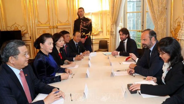 Chủ tịch Quốc hội Nguyễn Thị Kim Ngân hội kiến Thủ tướng Pháp Edouard Philippe