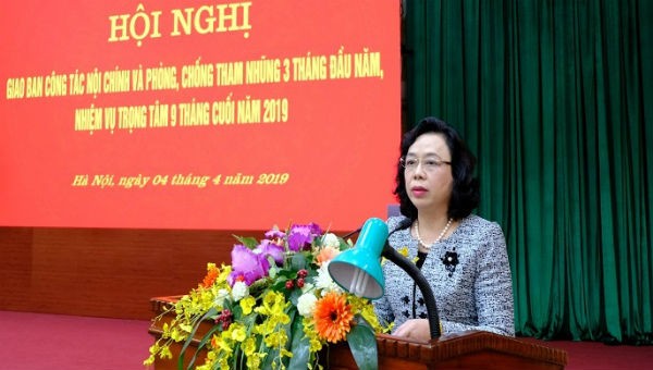 Phó Bí thư Thường trực Thành ủy Hà Nội Ngô Thị Thanh Hằng phát biểu tại hội nghị