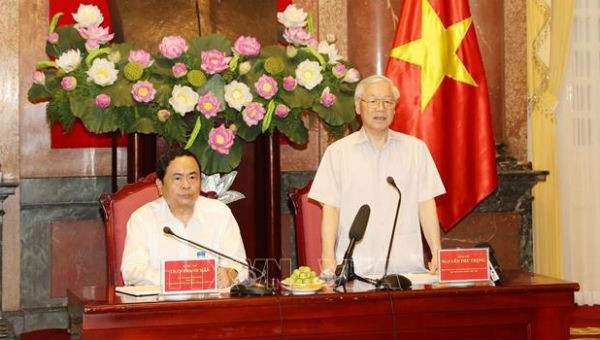 Tổng Bí thư, Chủ tịch nước Nguyễn Phú Trọng nói chuyện với các đại biểu