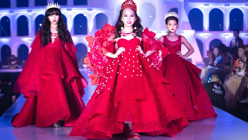 Một hình ảnh trong Tuần lễ Thời trang trẻ em quốc tế Việt Nam 2018.