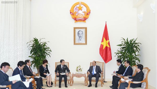 Thủ tướng Nguyễn Xuân Phúc tiếp Thống đốc Ngân hàng Hợp tác quốc tế Nhật Bản (JBIC), ông Tadashi Maeda 