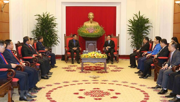Trưởng Ban Tuyên giáo Trung ương Võ Văn Thưởng tiếp Đoàn đại biểu thanh niên Nhân dân Cách mạng Lào.