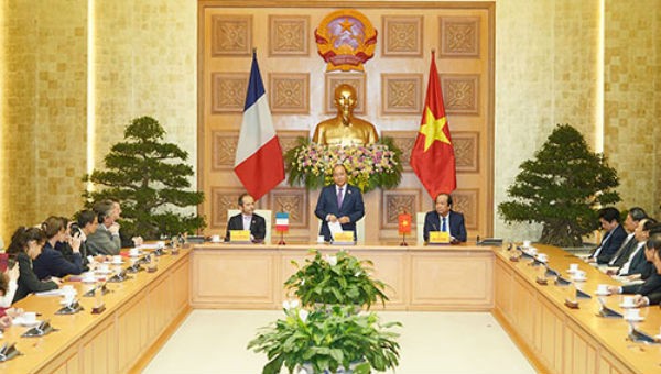 Thủ tướng Nguyễn Xuân Phúc phát biểu tại buổi lễ ký kết bản ghi nhớ hợp tác.