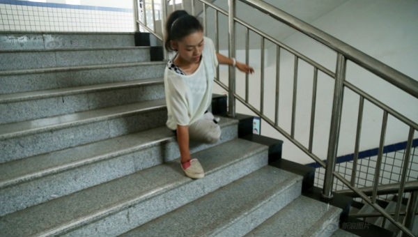 Hình ảnh về cô gái nhỏ Vương Quyên. 