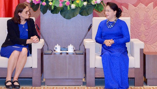 Chủ tịch Quốc hội Nguyễn Thị Kim Ngân và Cao ủy phụ trách thương mại của EU Cecilia Malmstrom