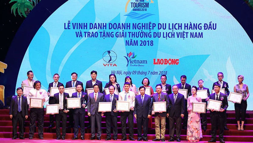 Lễ vinh danh và trao giải thưởng du lịch Việt Nam năm 2018