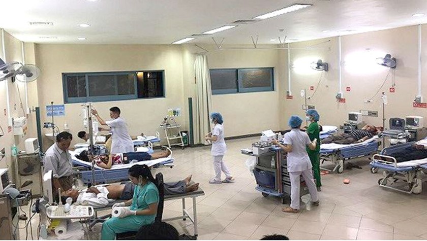 Hơn 70 người nhập viện sau bữa tiệc đám cưới tại thôn Hiền Sỹ, xã Phong Sơn, huyện Phong Điền, tỉnh Thừa Thiên - Huế.