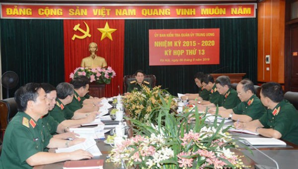 Đại tướng Lương Cường chủ trì kỳ hợp lần thứ 13 của Ủy ban Kiểm tra Quân ủy Trung ương 