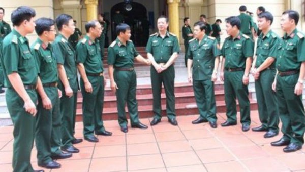 Thủ trưởng Tòa án Quân sự Trung ương, Bộ Tư lệnh Quân khu và Cục Chính trị trao đổi nghiệp vụ hội thẩm quân nhân với học viên