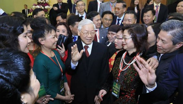 Tổng Bí thư, Chủ tịch nước Nguyễn Phú Trọng tiếp đoàn kiều bào tiêu biểu, tháng 2/2018.