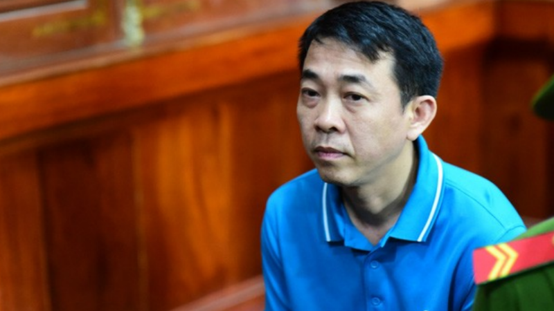 Bị cáo Nguyễn Minh Hùng tại phiên tòa sáng nay.