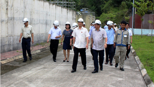 Đoàn công tác của tỉnh tiến hành kiểm tra việc thực hiện chính sách bảo vệ môi trường tại một số nhà máy trong KCN Tằng Loỏng