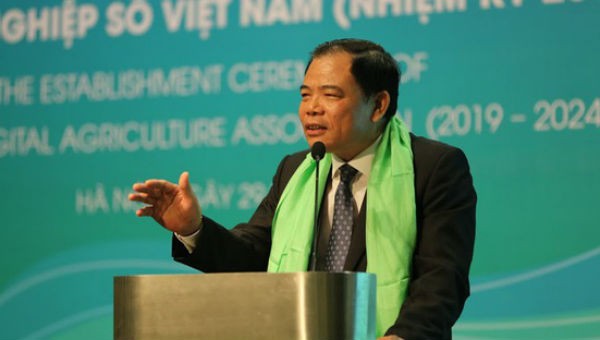 Bộ trưởng NN&PTNT Nguyễn Xuân Cường phát biểu tại Đại hội thành lập Hiệp hội Nông nghiệp số Việt Nam