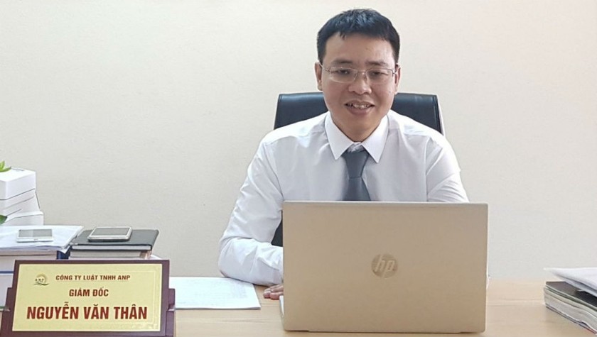 LS Nguyễn Văn Thân, một trong những người bào chữa cho ông Nam cho rằng CQĐT Công an Quận 1 khởi tố, điều tra là trái thẩm quyền nên cần hủy quyết định khởi tố, trả tự do cho ông Nam.