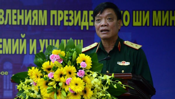 Trung tướng Ngô Minh Tiến, Phó tổng Tham mưu trưởng phát biểu tại buổi lễ.