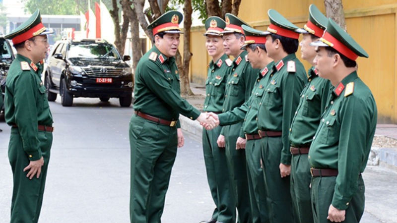 Đại tướng Lương Cường thăm và làm việc với Học viện Kỹ thuật quân sự.