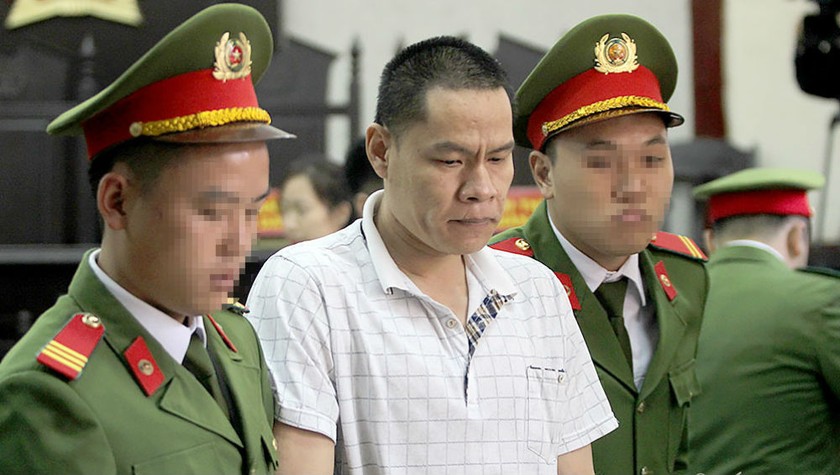 Toán tại phiên tòa xử vụ án ma túy ngày 27/11. Ảnh Vietnamnet.
