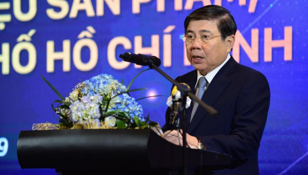 Chủ tịch UBND TP HCM Nguyễn Thành Phong phát biểu tại Hội thảo.
