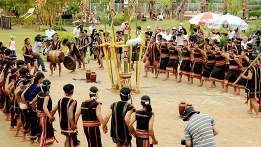 Lễ hội Pơthi của người Jarai – nơi tôn vinh đầy đủ những giá trị văn hóa đặc sắc nhất trong không gian văn hóa cồng chiêng Tây Nguyên.