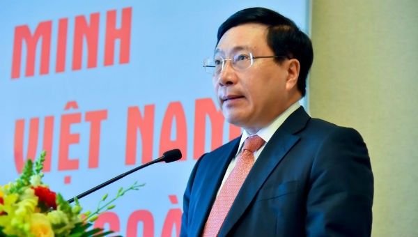 Phó Thủ tướng, Bộ trưởng Bộ Ngoại giao Phạm Bình Minh phát biểu tại hội nghị.