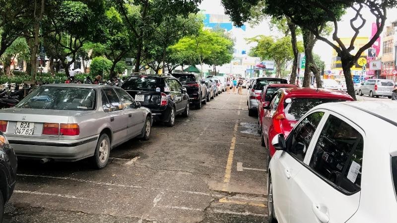 Dự án Bãi đậu xe công viên Lê Văn Tám từng được kỳ vọng sẽ giúp TP HCM có thêm nơi đậu xe công cộng nhưng hiện chưa thể triển khai.