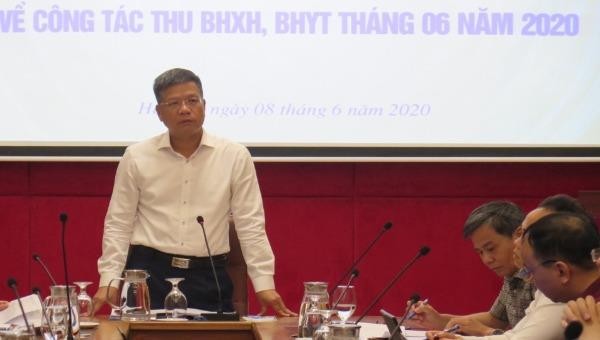 Phó Tổng Giám đốc Bảo hiểm Xã hội Việt Nam Trần Đình Liệu chủ trì Hội nghị.