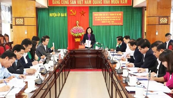 Phó Bí thư Thường trực Thành ủy Ngô Thị Thanh Hằng phát biểu kết luận buổi làm việc với huyện Ba Vì về công tác chỉ đạo Đại hội Đảng các cấp