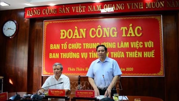 Trưởng Ban Tổ chức Trung ương Phạm Minh Chính phát biểu tại buổi làm việc.
