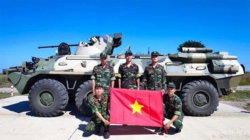 Đội Việt Nam tham gia tranh tài ở nội dung “Bầu trời quang đãng”.