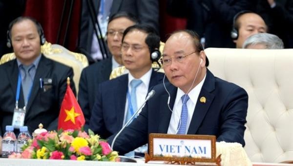 Thủ tướng Nguyễn Xuân Phúc phát biểu tại Hội nghị Cấp cao Hợp tác Mekong- Lan Thương (MLC) lần thứ 2.