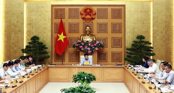 Phó Thủ tướng Phạm Bình Minh chủ trì phiên họp.