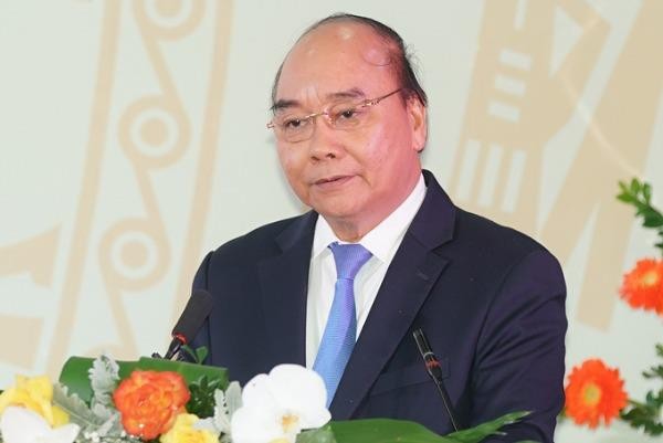 Thủ tướng Nguyễn Xuân Phúc phát biểu tại lễ kỷ niệm 75 năm ngày truyền thống ngành khí tượng thủy văn Việt Nam.