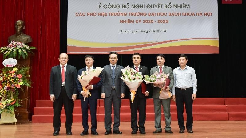 Đại học Bách khoa Hà Nội bổ nhiệm 3 phó hiệu trưởng gồm: PGS. Nguyễn Phong Điền, PGS. Trần Ngọc Khiêm  và PGS. Huỳnh Đăng Chính. 