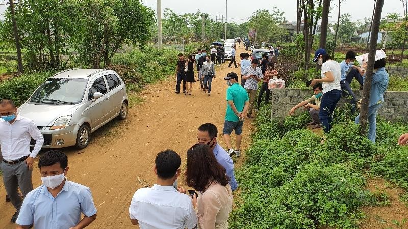 Giới đầu cơ đổ xô đến một khu vực được đánh giá “sốt” đất tại Hà Nội hồi cuối năm 2019.