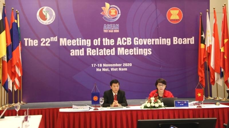 Bà Hoàng Thị Thanh Nhàn, Phó Cục trưởng Cục Bảo tồn thiên nhiên và Đa dạng sinh học (Tổng cục Môi trường) - Trưởng Nhóm công tác ASEAN Việt Nam về bảo tồn đa dạng sinh học phát biểu tại Hội nghị GB ACB 22.